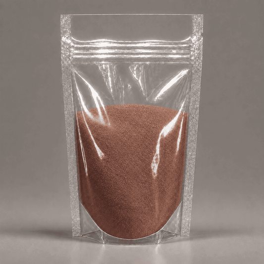 Braunes Pulver in durchsichtiger Plastik Verpackung