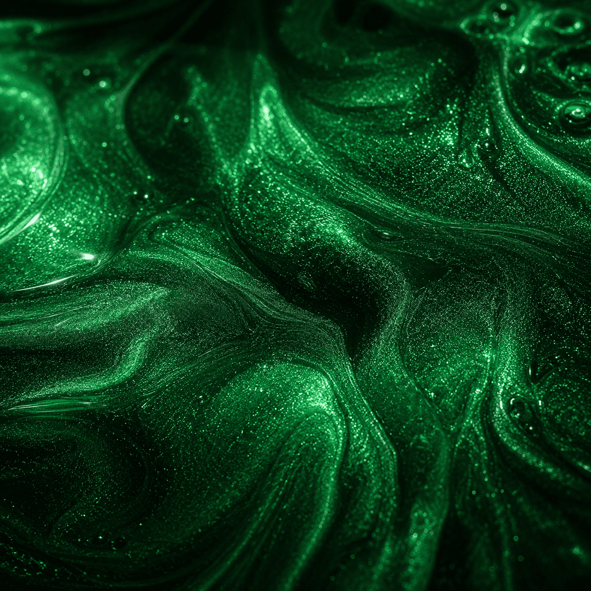 Jadegrünes Metallic-Epoxidharz mit glänzender Tiefenstruktur
