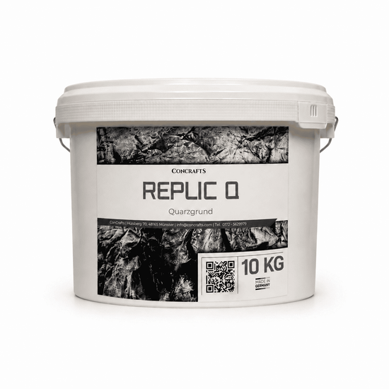 Concrafts Replic Q Quarzgrund 10 kg im weißen Eimer zur Grundierung mineralischer Untergründe.