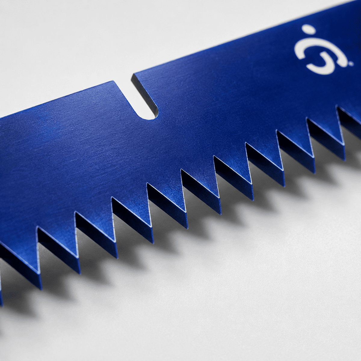 Blaue Zahnleiste mit präziser Zahnung für Epoxidharz-Beschichtungen