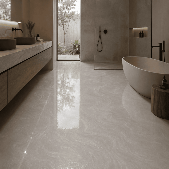 Seidenweißes Badezimmer mit Dusche